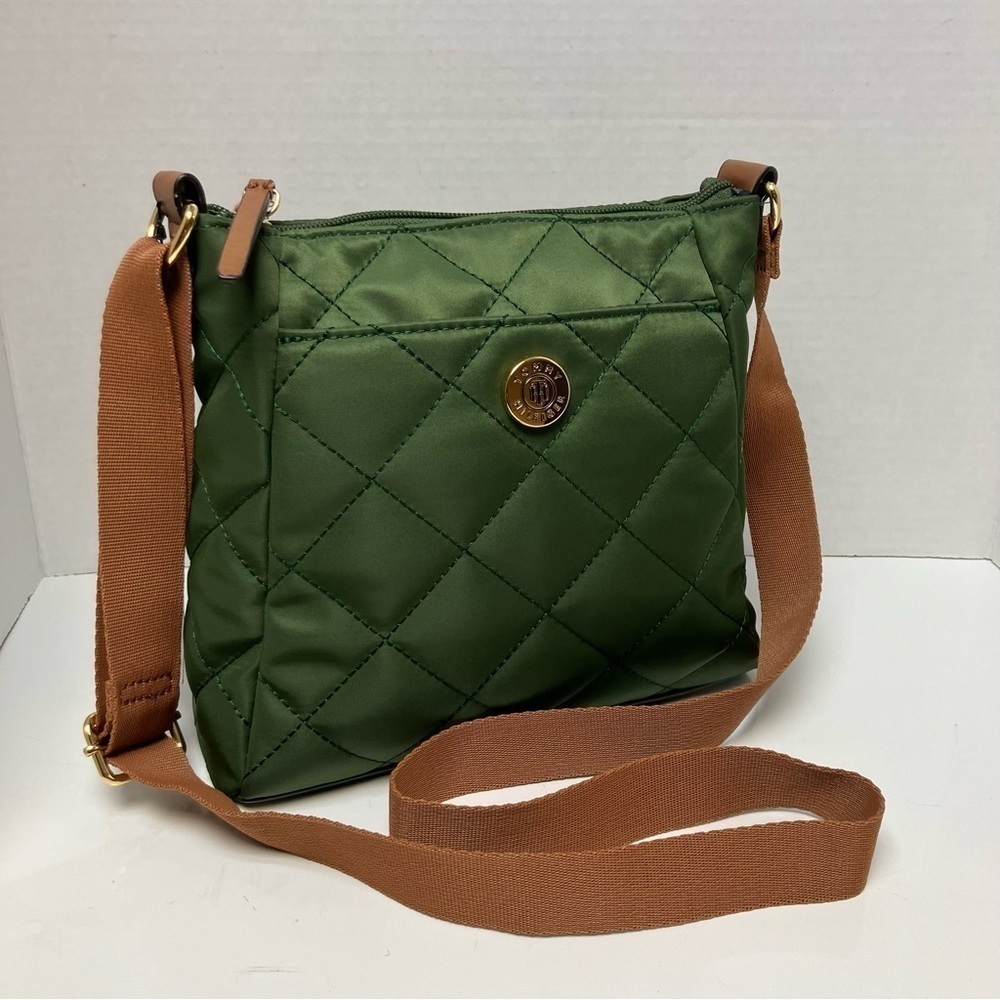 Tommy Hilfiger green and camel color crossbody purse - Picture 1 of 5